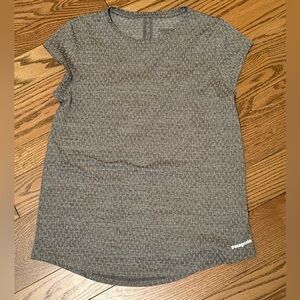 Patagonia Gray Performance Workout Top – Size S
